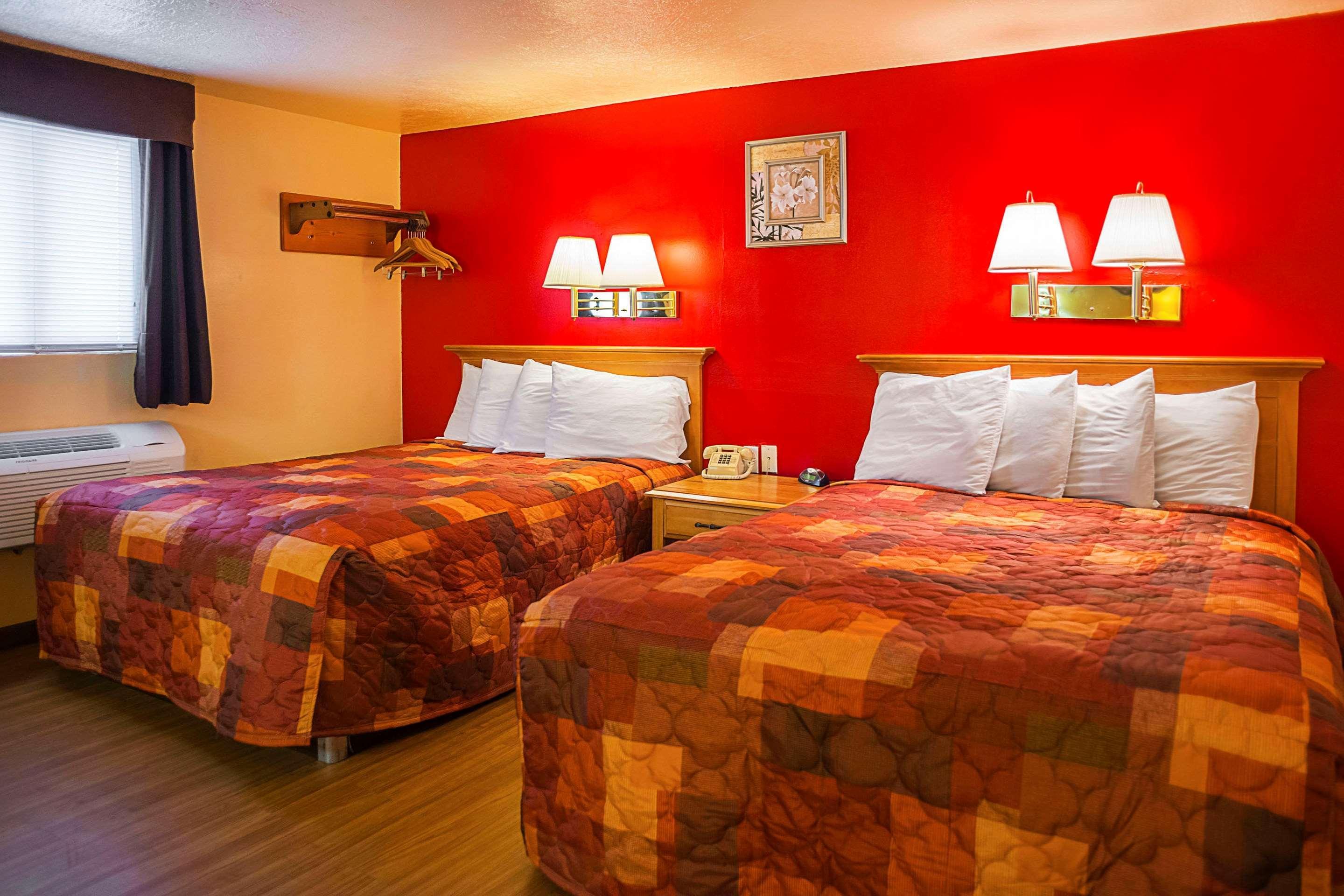 Rodeway Inn Buffalo Exterior foto