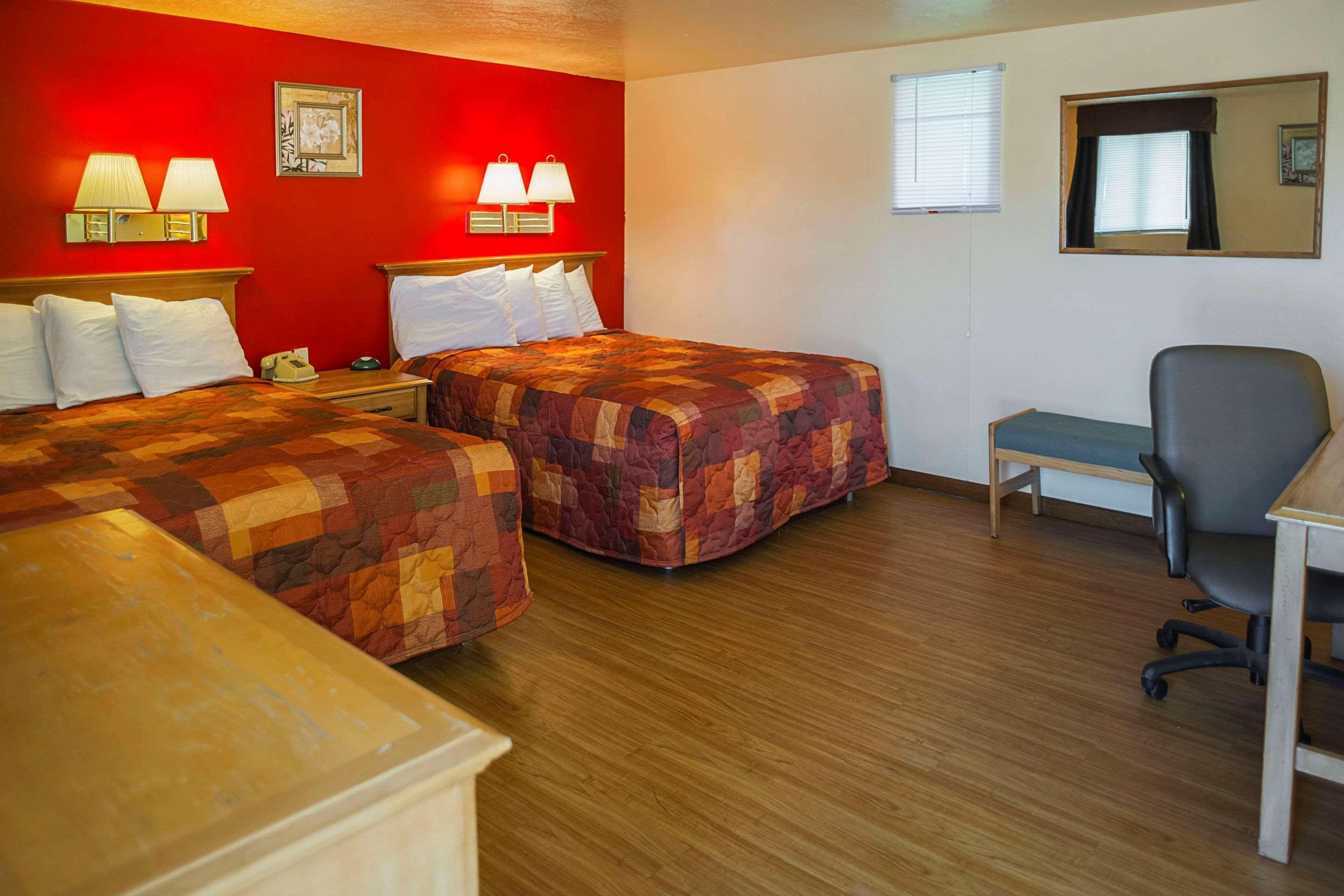 Rodeway Inn Buffalo Exterior foto